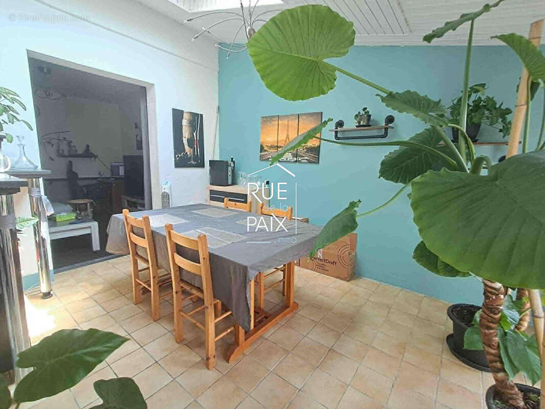 Charmante maison à Châtellerault avec cours et dépendance - photo 3