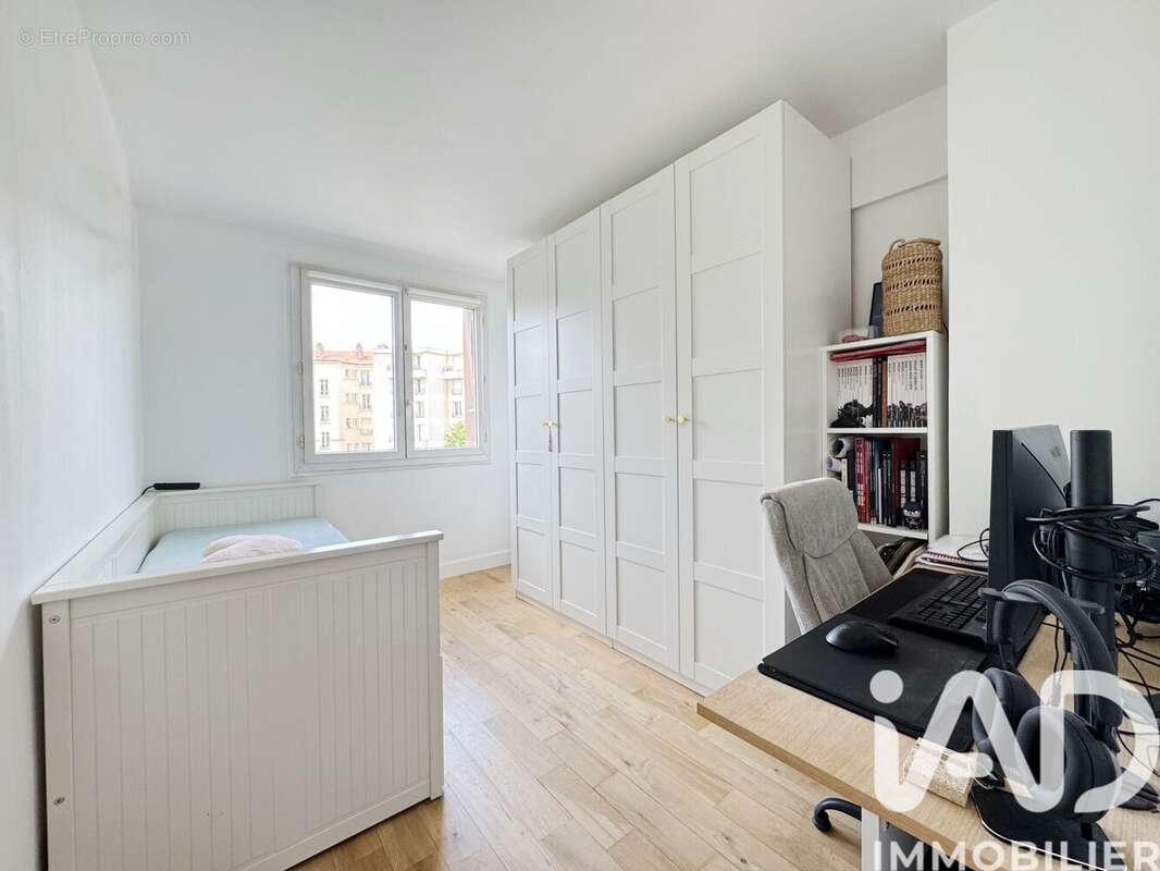 Photo 9 - Appartement à ISSY-LES-MOULINEAUX