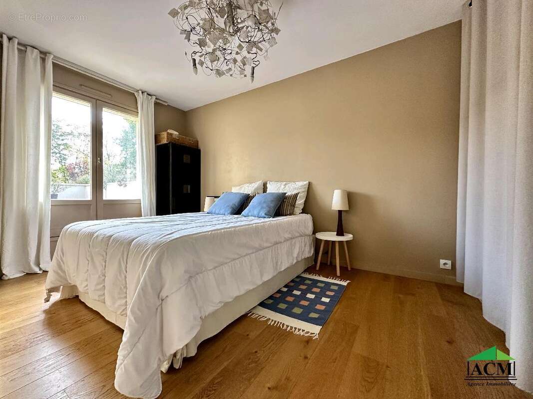 Appartement à MERY-SUR-OISE