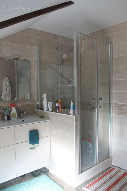 Appartement à SAINT-CYR-SUR-LOIRE