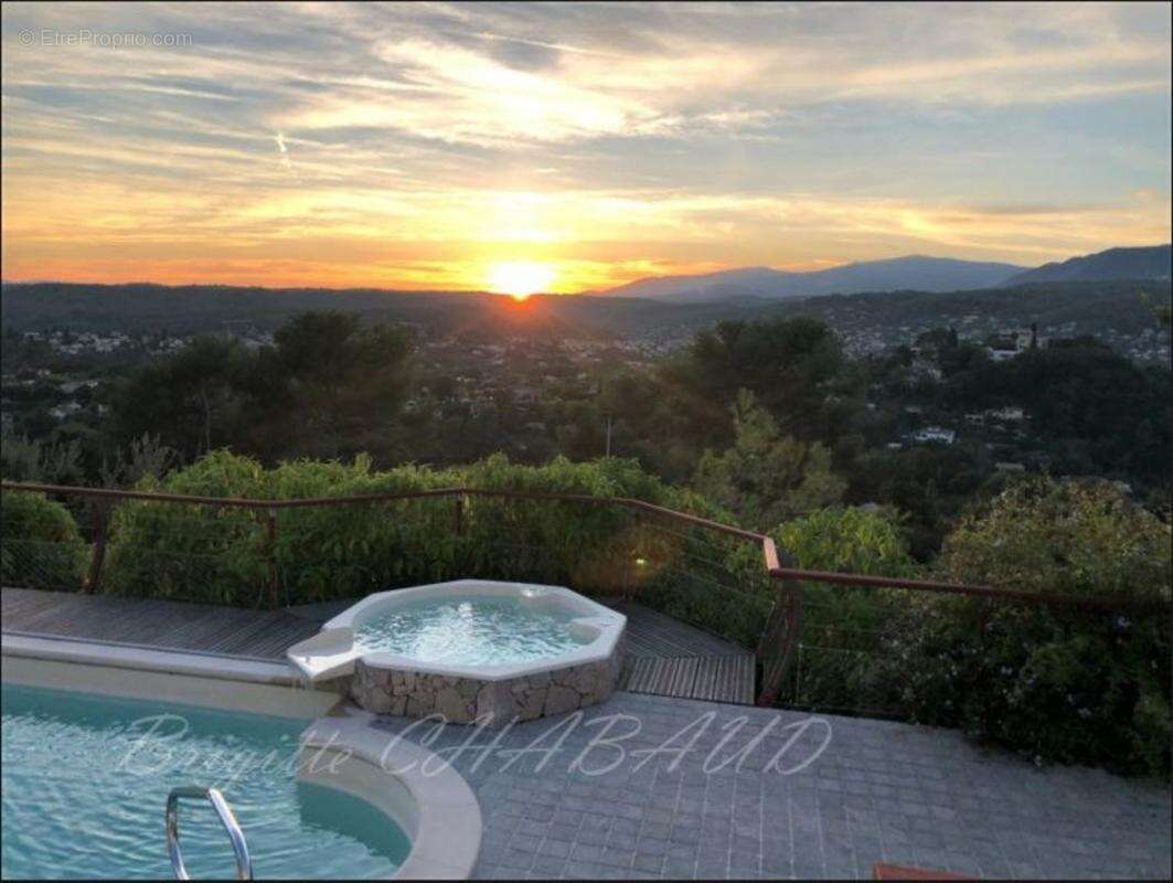 Charmante propriété familiale avec vue panoramique – Saint-Paul-de-Vence - photo 3