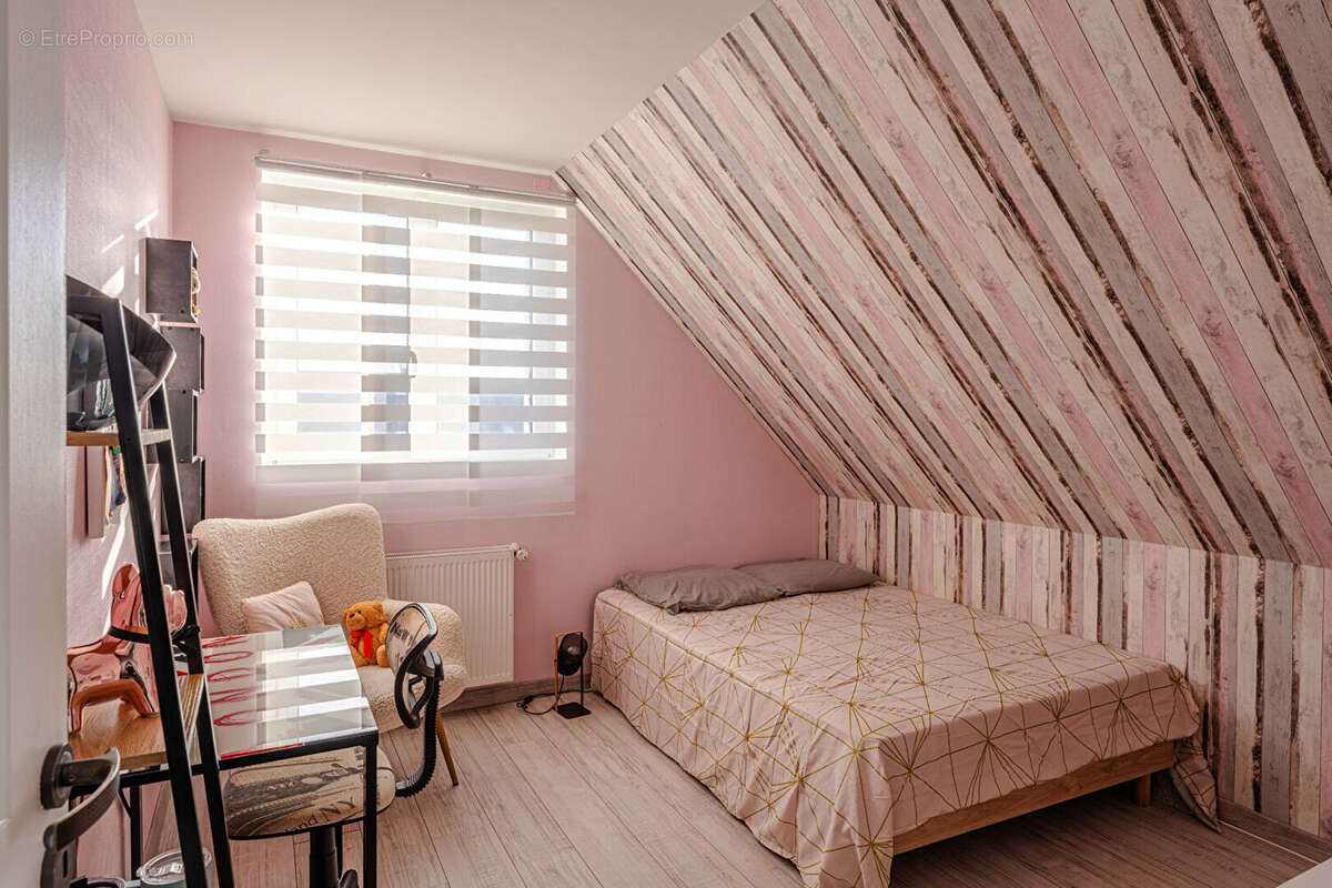 Maison 6 pièce(s) 153 m2 - photo 8