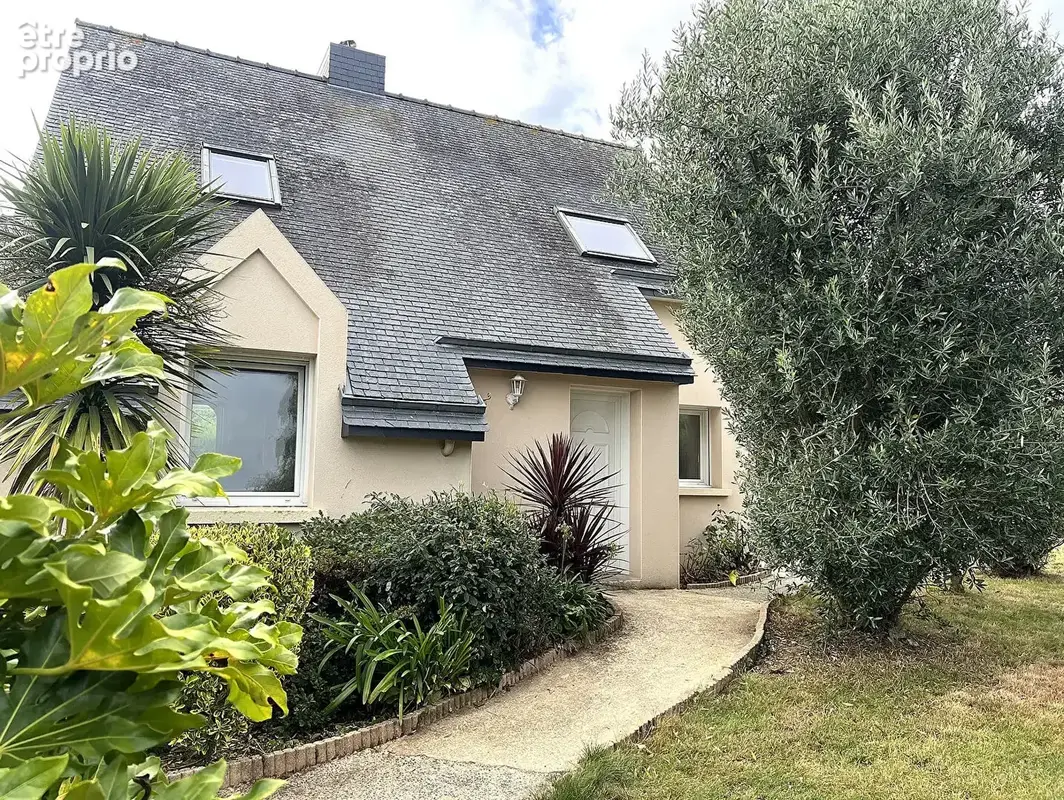 Maison à SAINT-JULIEN