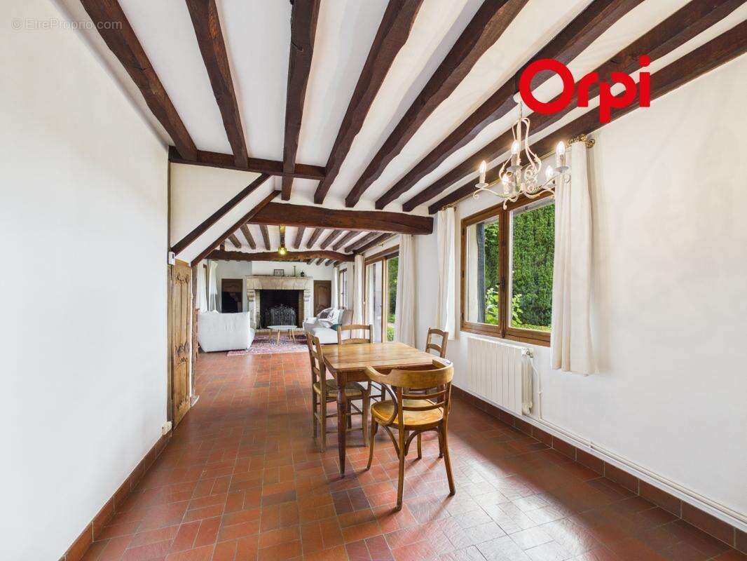 Maison à BERNAY
