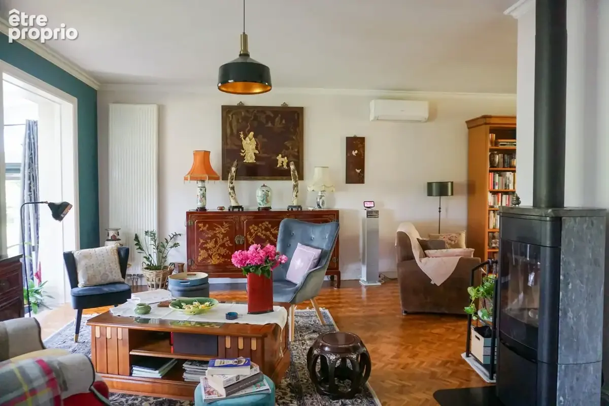 Elégante villa nichée sur les hauteurs du village de Brantôme. - photo 17