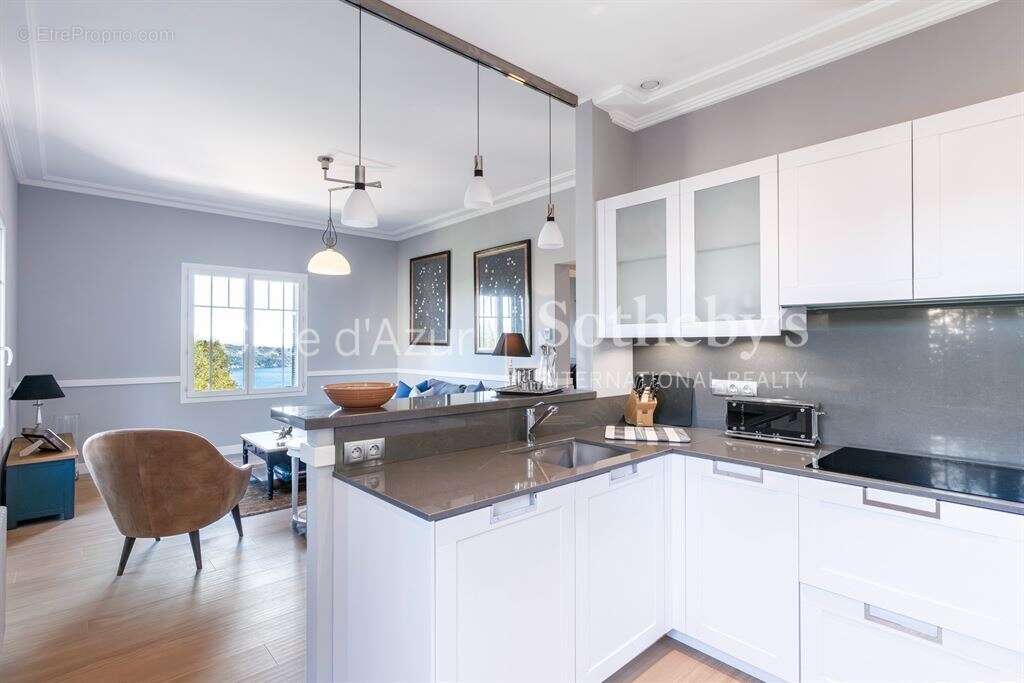 Nice Mont Boron, appartement rénové 61 m² avec vue mer face à Saint-Jean-Cap-Ferrat - photo 6