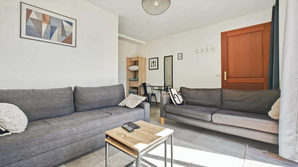 Maison à CHEPTAINVILLE