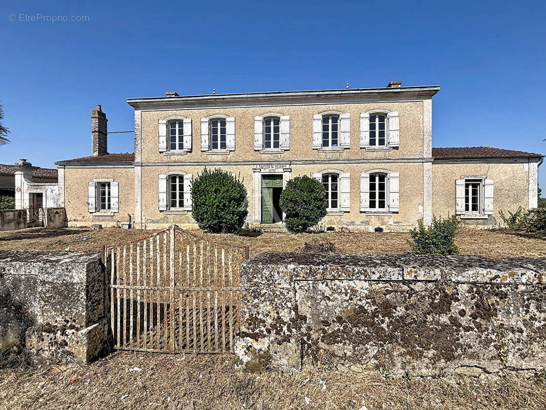 Maison à ANDILLY