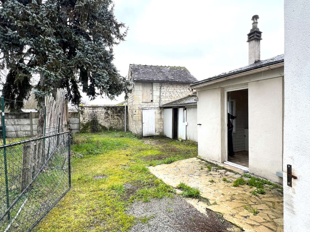 Maison à USSEAU