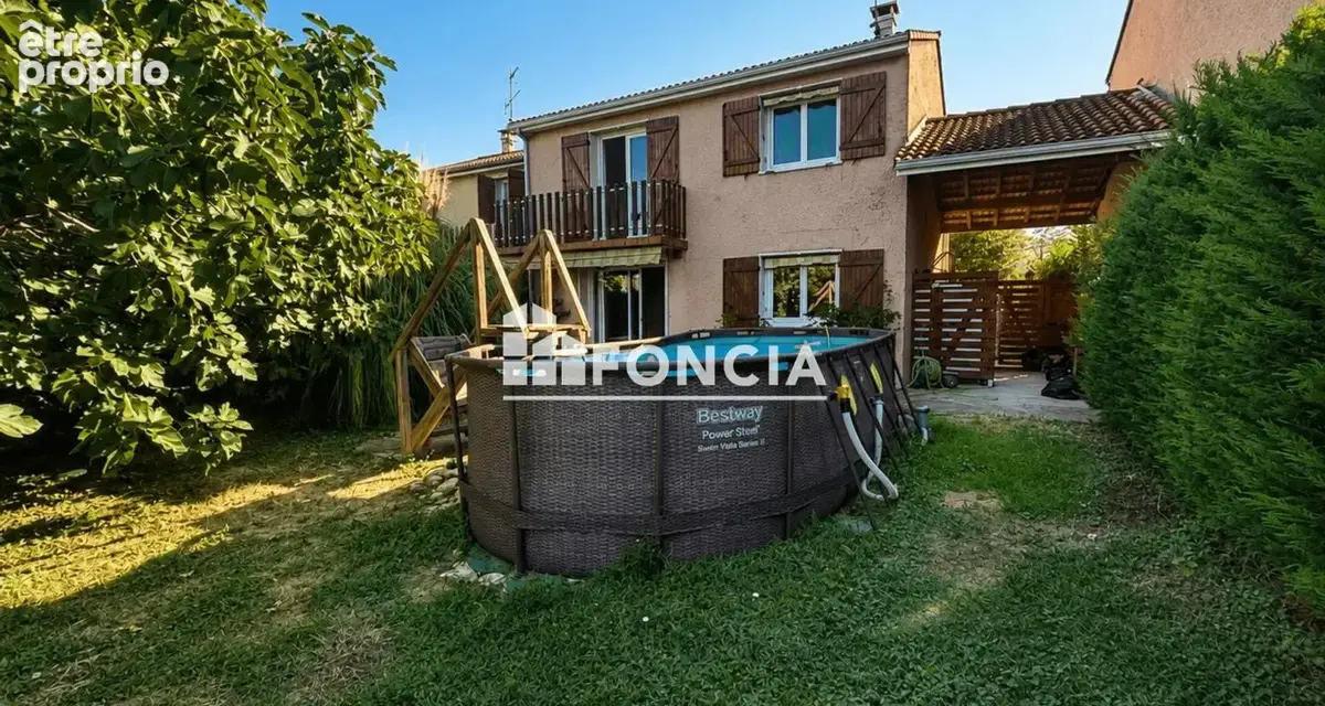 À VENDRE – GENAY – Maison familiale 3/4 chambres – 103 m² – Parcelle 367 m² – Environnement calme - photo 2