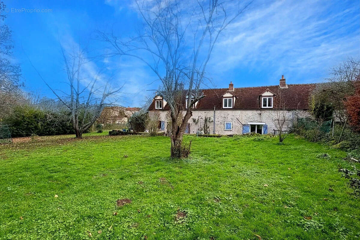 Maison à LA FERTE-GAUCHER