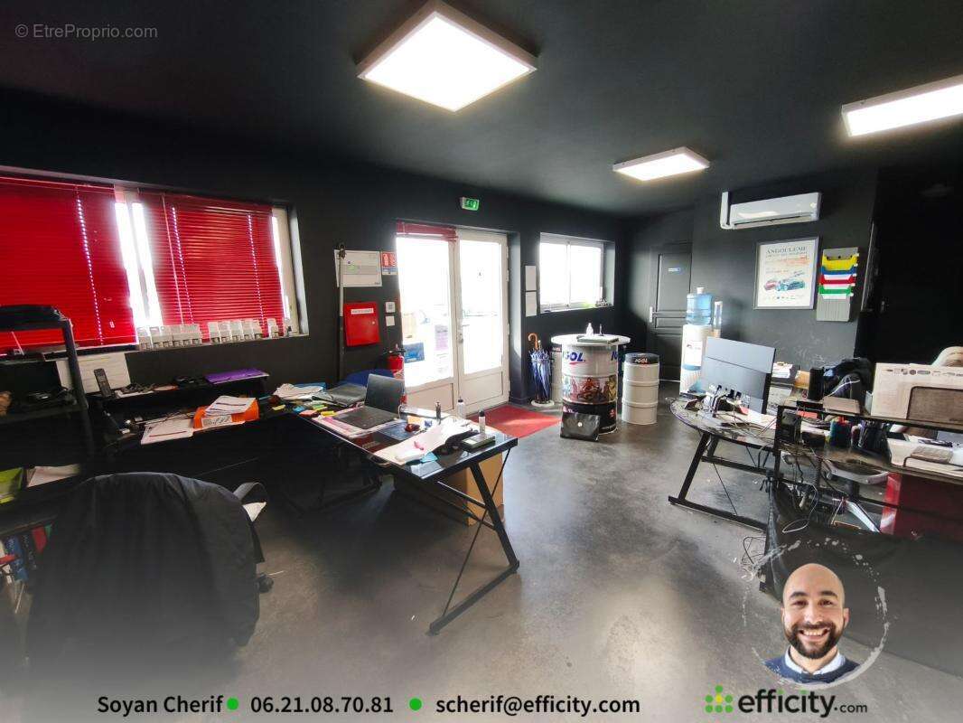 Commerce à ROUILLAC