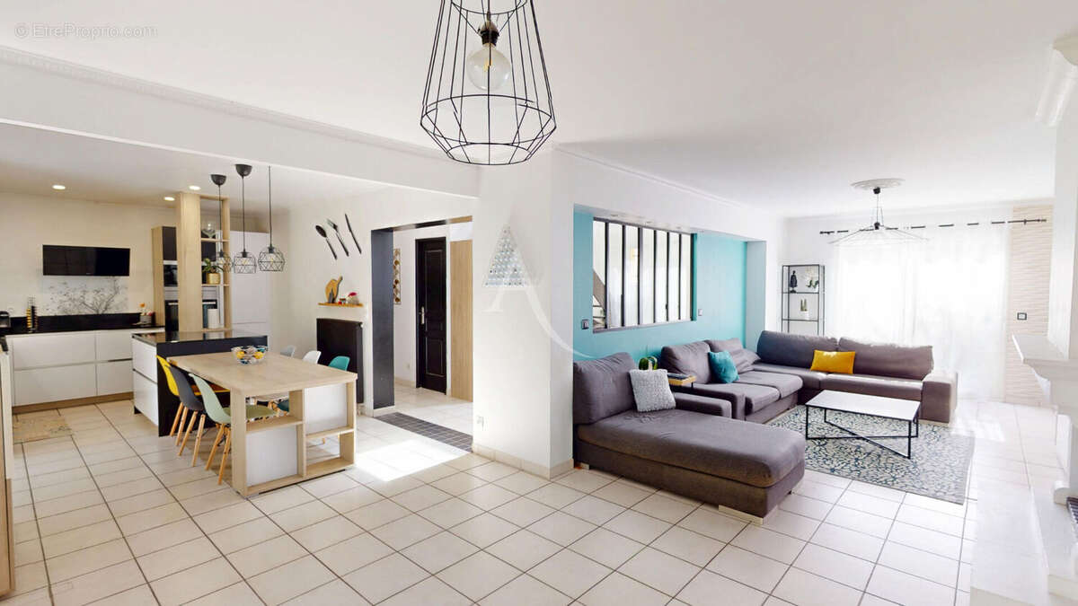 Maison à MAREUIL-LES-MEAUX