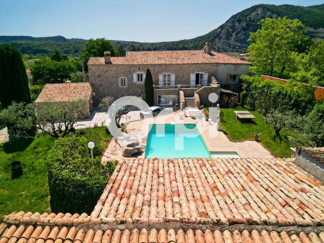 Maison à VALLON-PONT-D'ARC