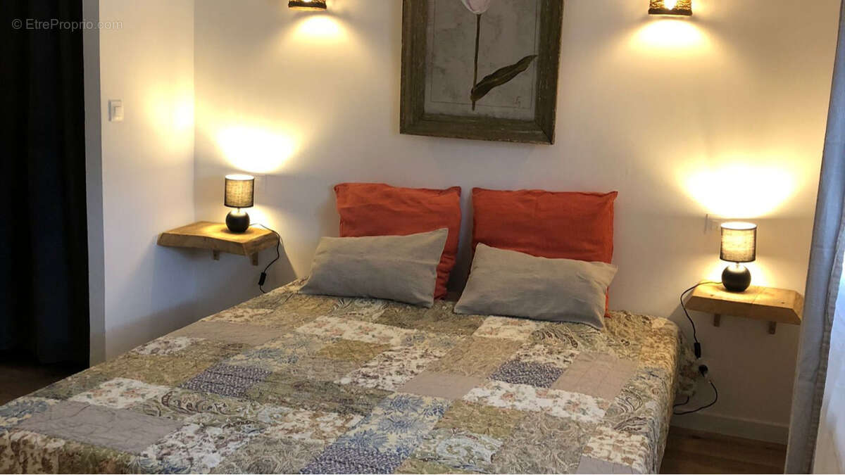 Maison à GREOUX-LES-BAINS