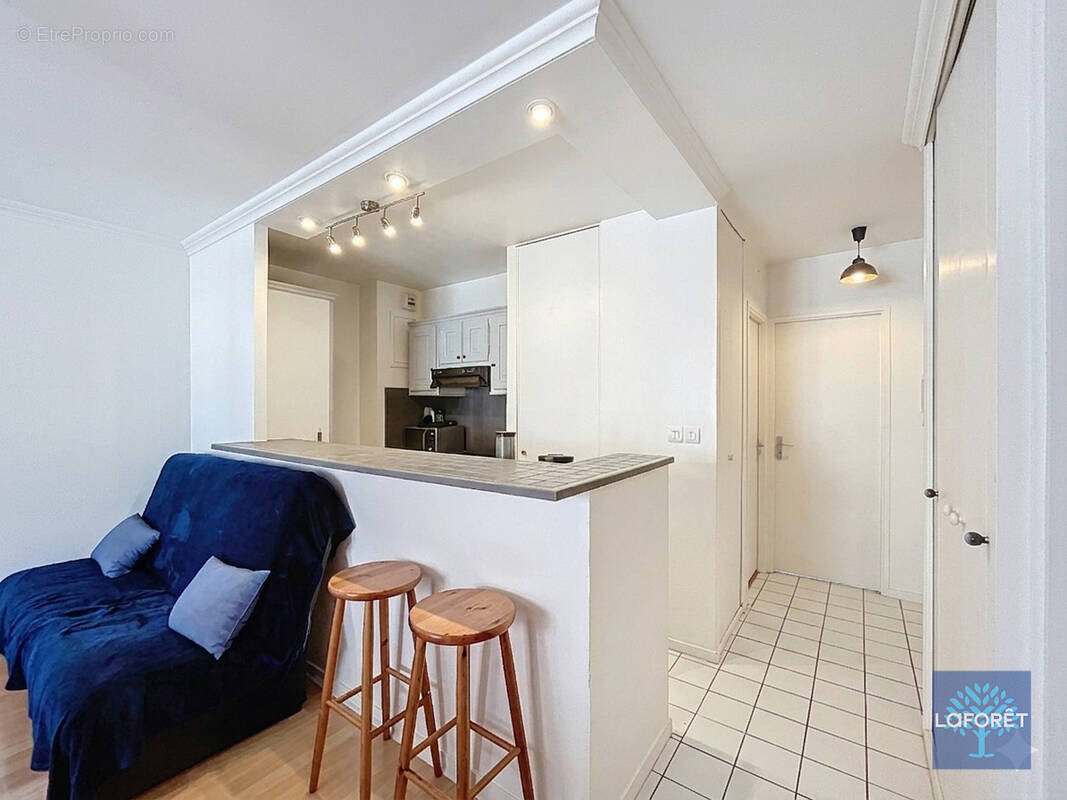 Appartement à CHILLY-MAZARIN