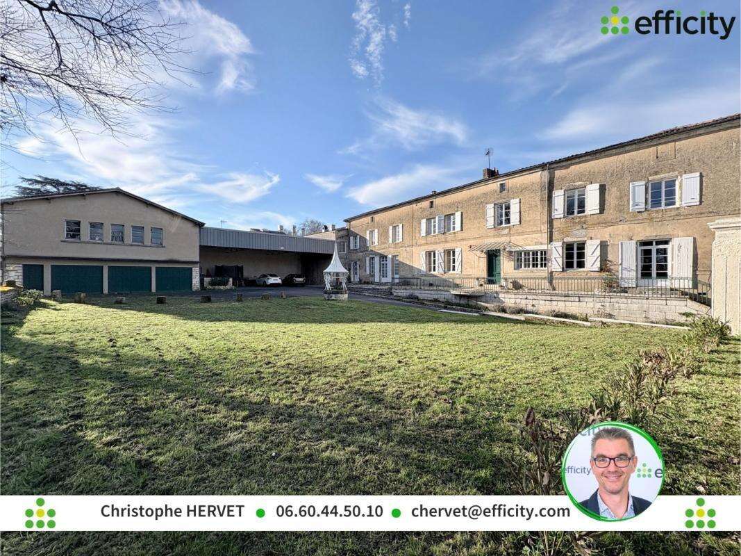Maison 381 m² à Ruffec  - photo 5