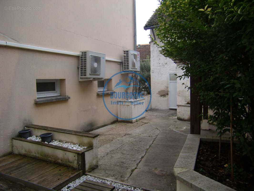 Maison à SAINT-MARCEL
