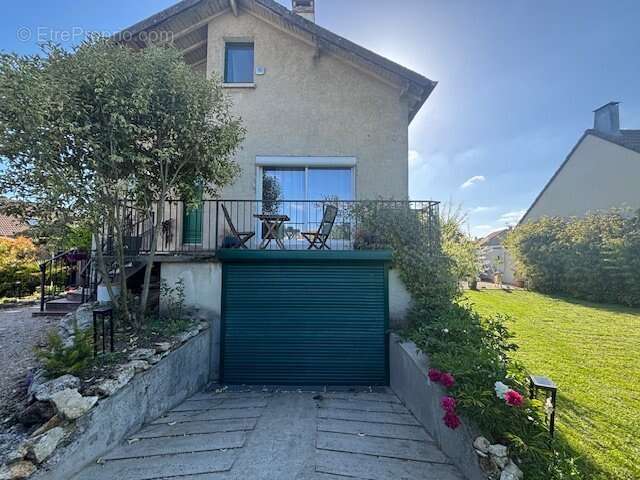 Maison 105 m² à Pontault-Combault  - photo 2