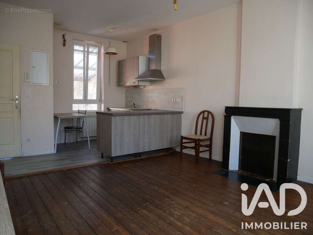 Appartement 51 m² à Rochefort  - photo 4