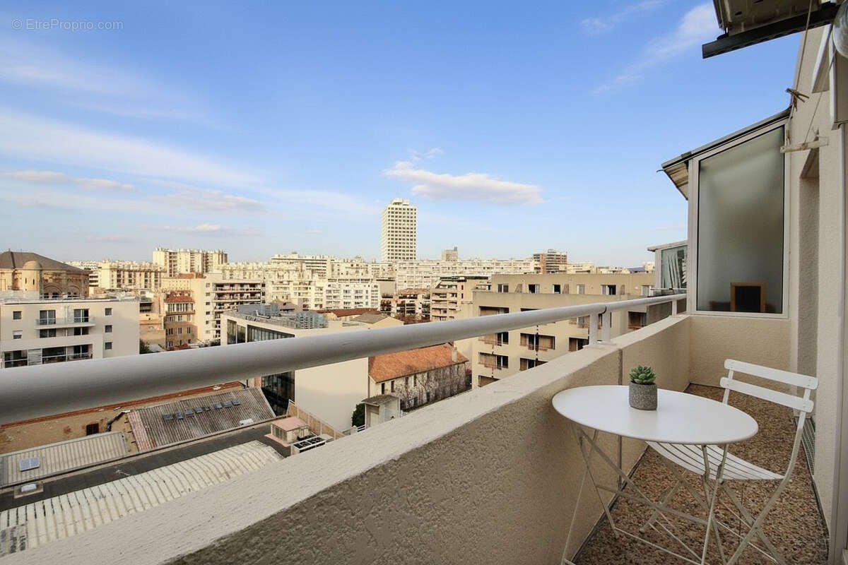 Appartement à MARSEILLE-8E
