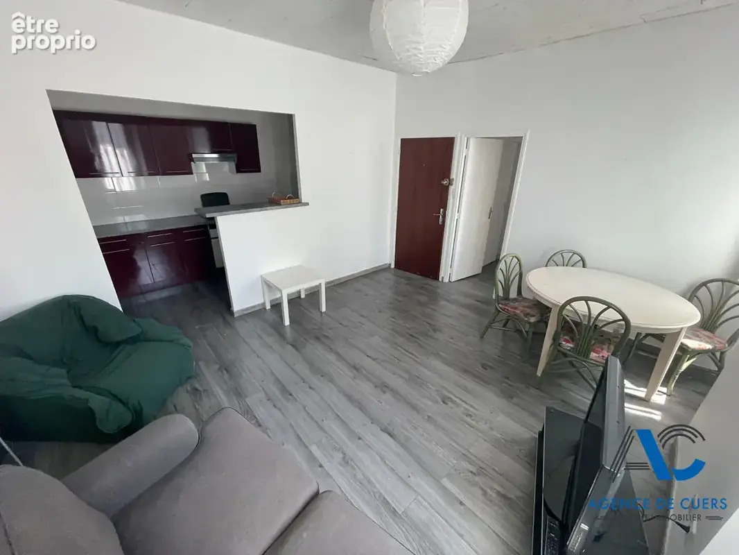 Cuers T2 (51m2) - photo 3
