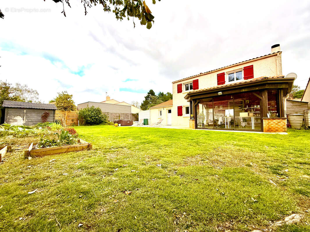 Maison à BOUAYE