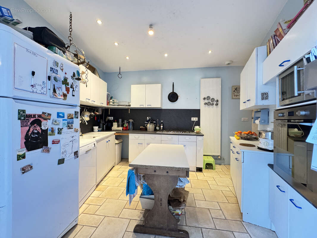 Maison à BARBEZIEUX-SAINT-HILAIRE