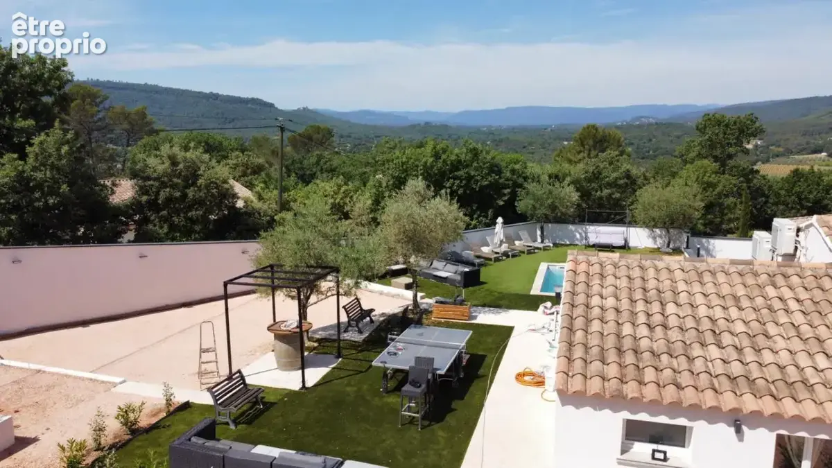 Villa T6 avec piscine et terrain de 1241m² - Sainte-Anastasie-Sur-Issole - photo 2