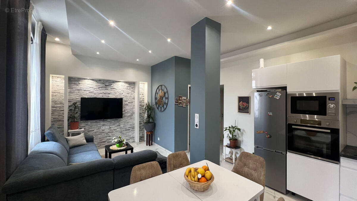 Appartement à LA RICAMARIE