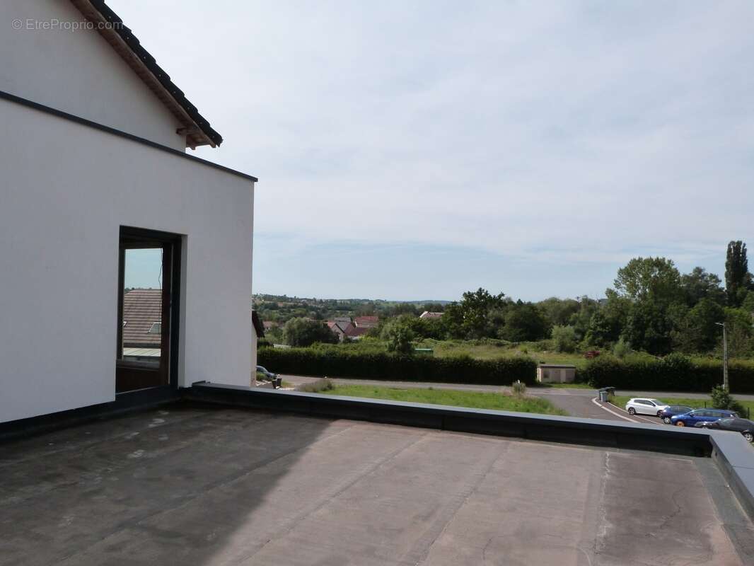 Dpt Moselle (57), à vendre proche de SARREGUEMINES appartement T5 de 104 m² - photo 9