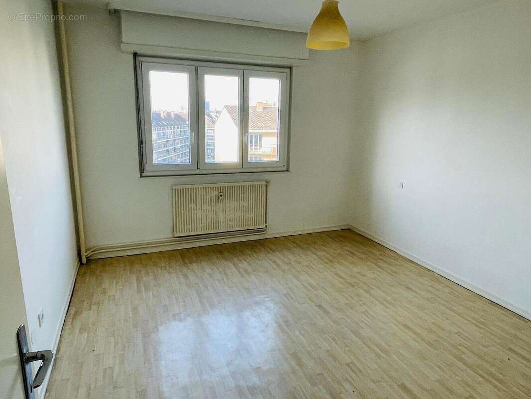   - Appartement à STRASBOURG