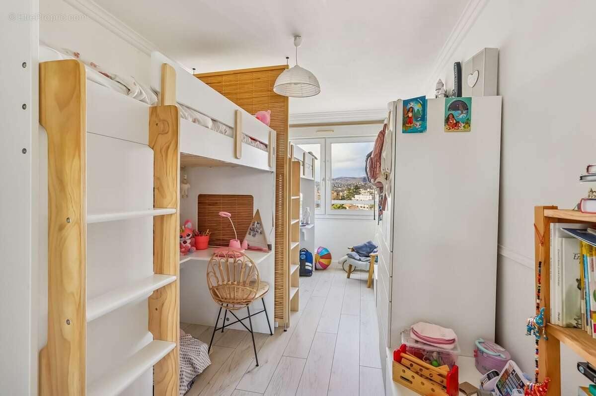 Appartement à CALUIRE-ET-CUIRE