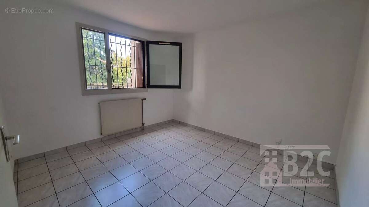 Appartement à FONTAINE