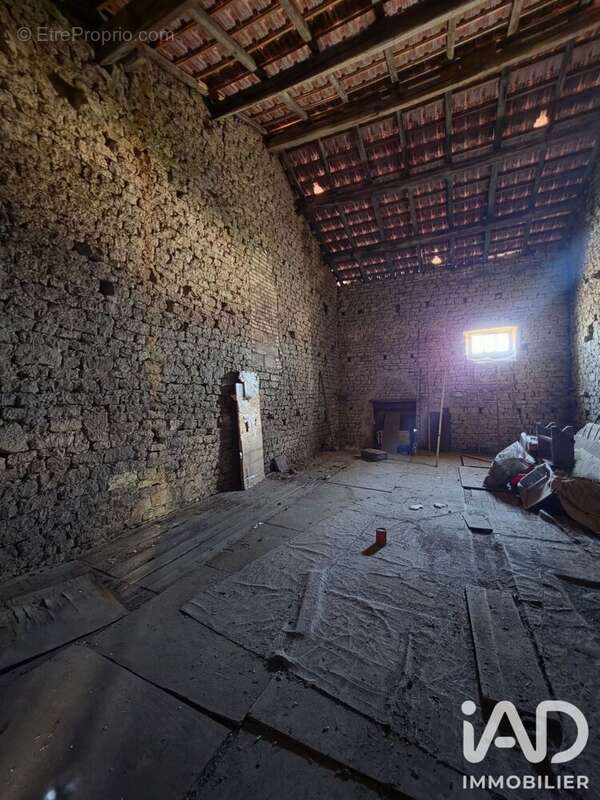 Photo 9 - Maison à MERCY-LE-BAS