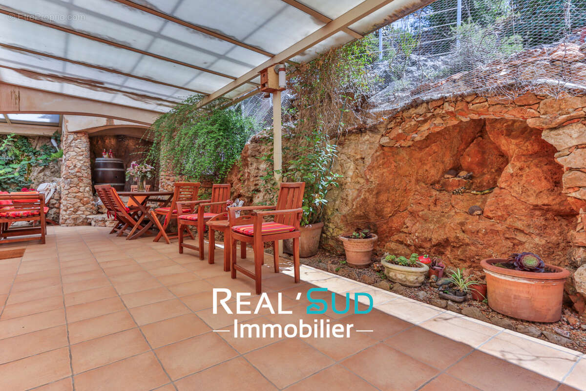 Maison à MARSEILLE-9E