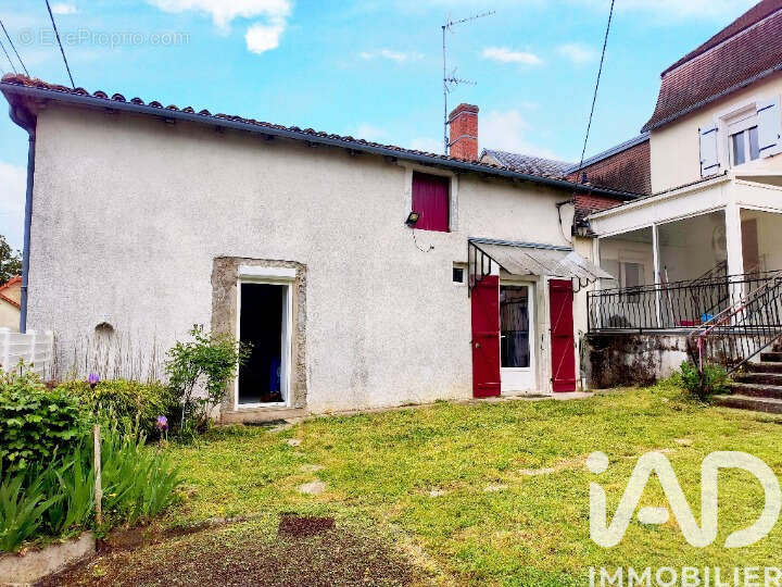 Maison 125 m² à Montmorillon  - photo 3