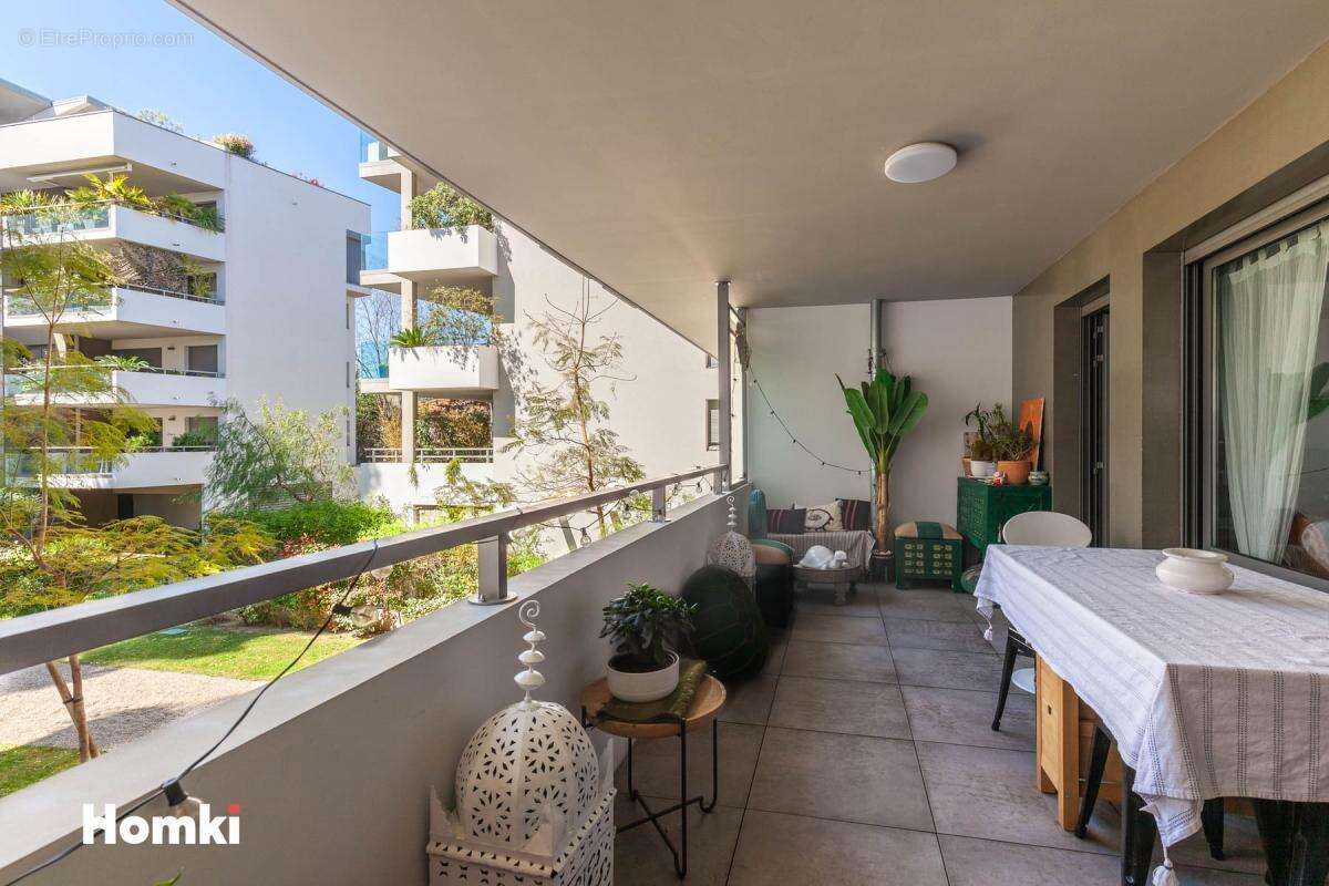 Appartement à MARSEILLE-8E