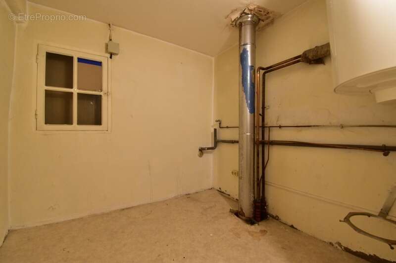 Appartement à LES MEES