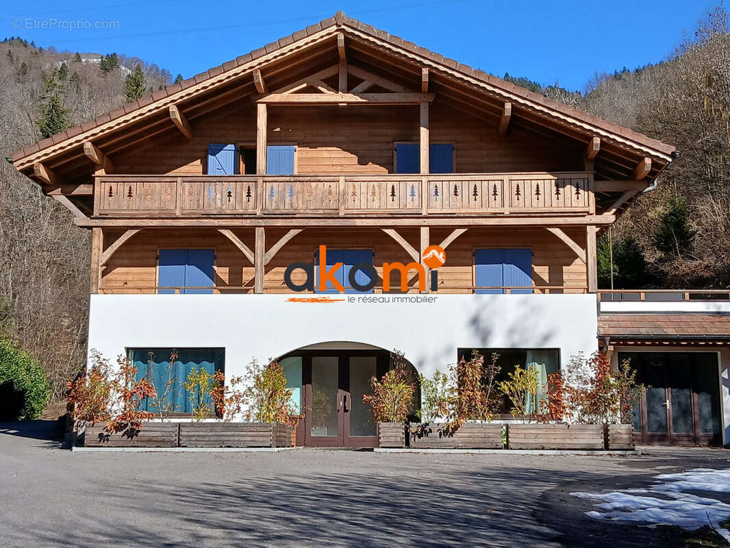 Appartement à SERRAVAL