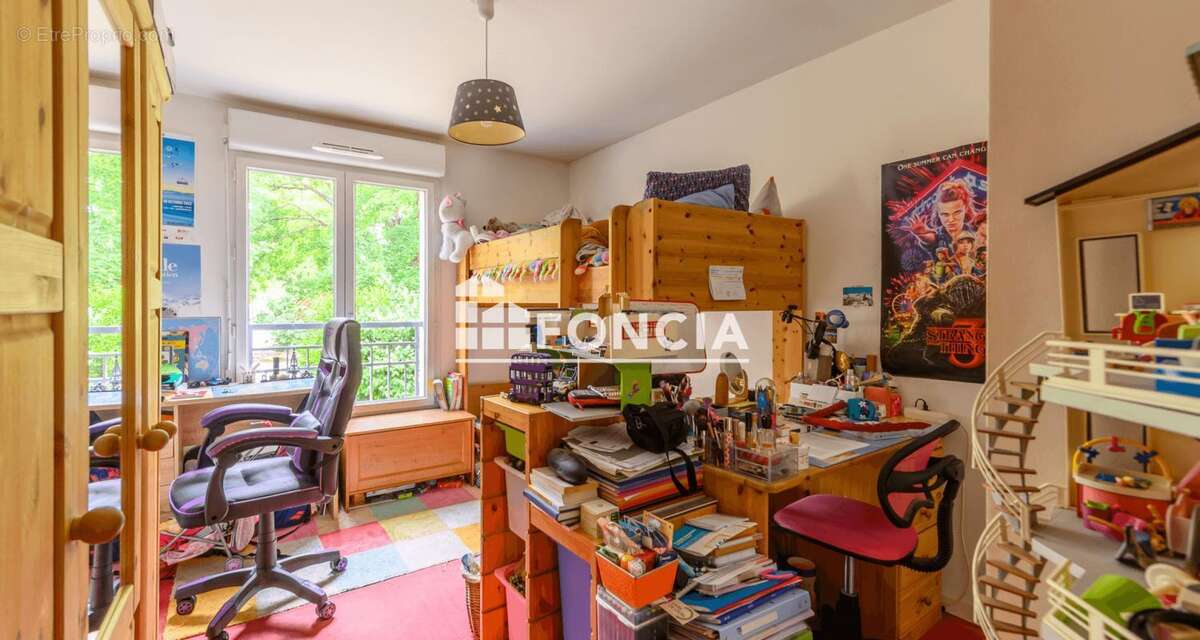 Appartement à LA QUEUE-EN-BRIE