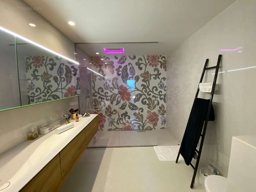 Penthouse d'exception de 149 m² avec terrasse panoramique, jacuzzi au Carré d'Or – Nice - photo 12