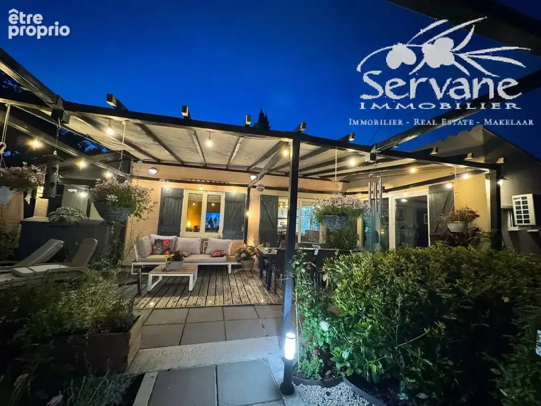 Entrecasteaux agreable villa renovee - photo 3