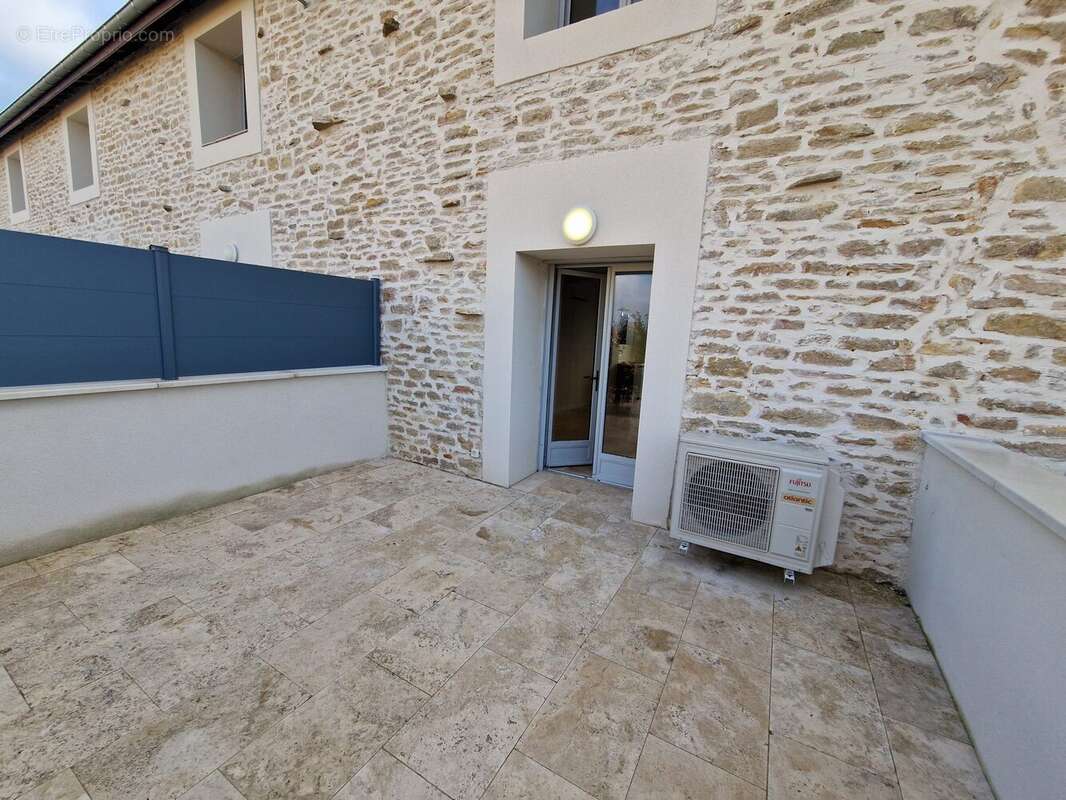 Maison à SAINTE-MARIE-LA-BLANCHE