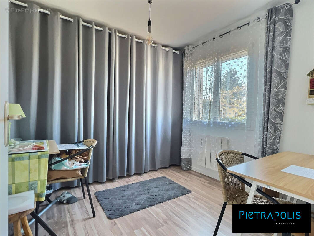 Maison à CHARNAY-LES-MACON