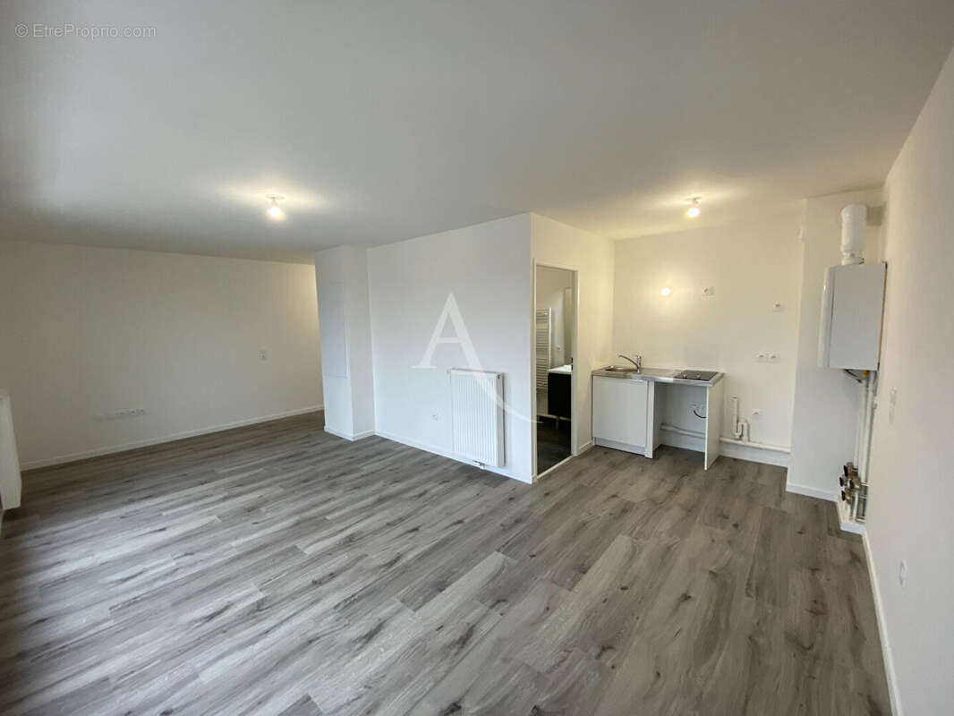 Appartement à LE BLANC-MESNIL