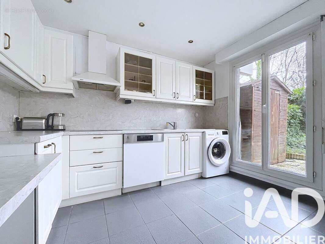 Photo 5 - Appartement à CHAMPS-SUR-MARNE