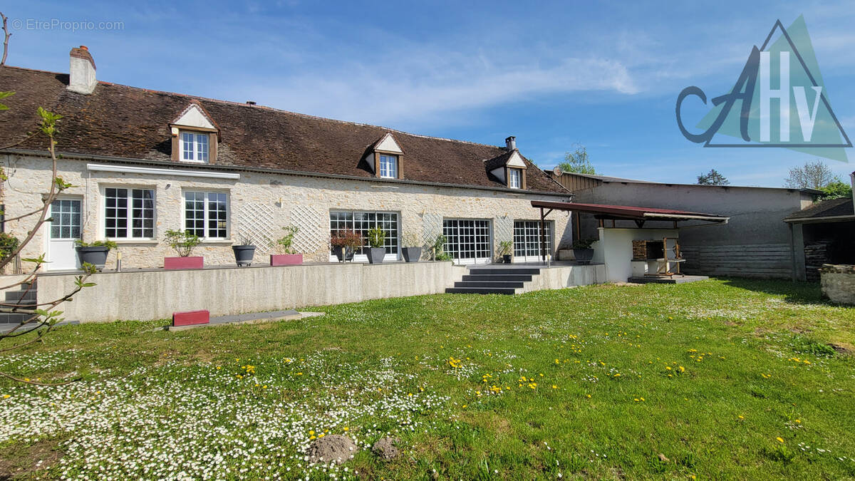 Maison à EVERLY