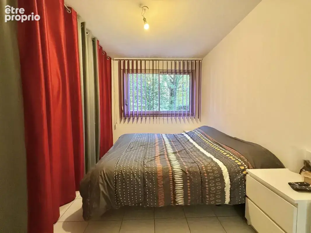 Dijon – port du canal  t3 66 m² rénové – rez-de-jardin – place parking privative & cave - photo 8