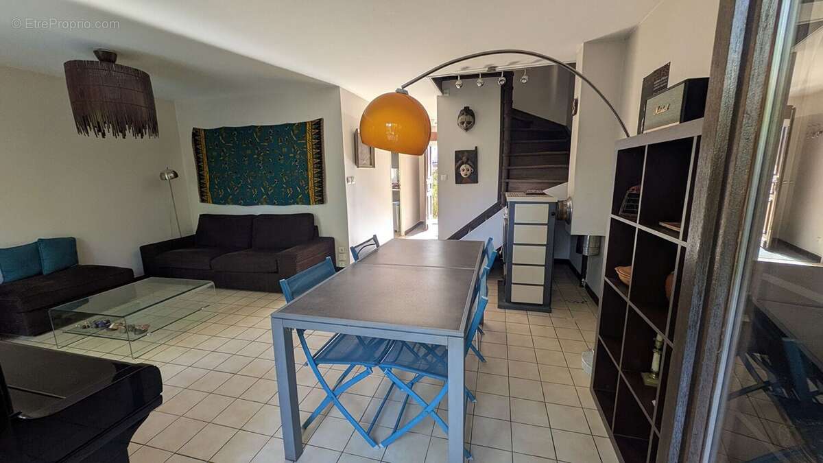 Villa - Secteur  Chatenay - photo 2